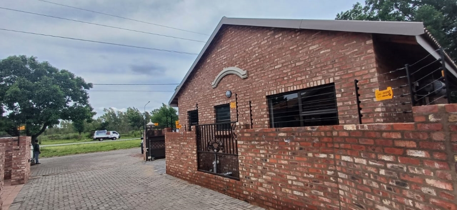 2 Bedroom Property for Sale in Die Bult North West